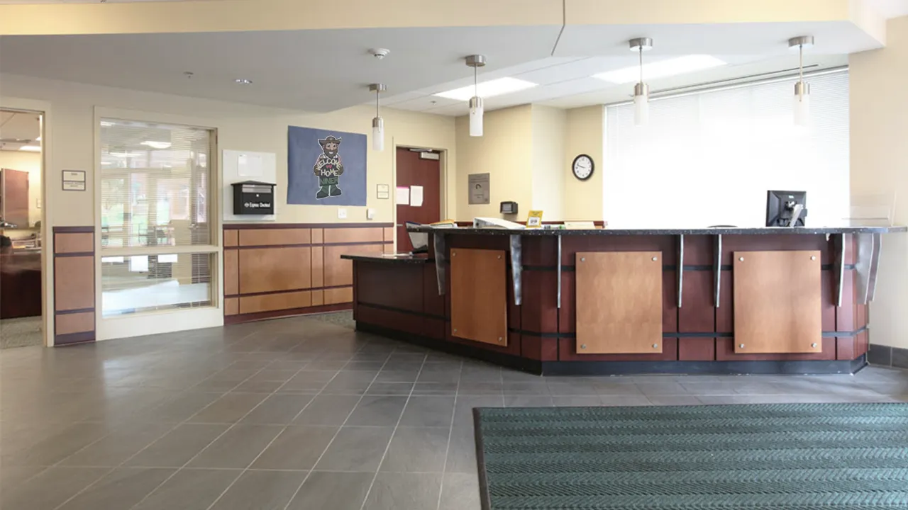 photo of the Belk loan key desk