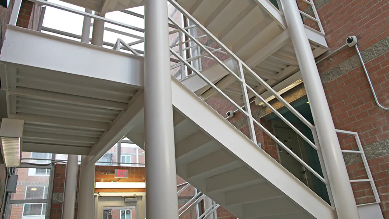 Maple, Stairwell 