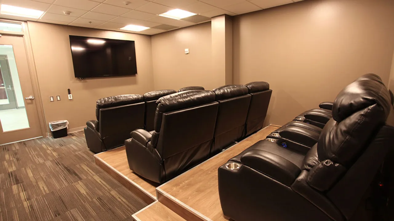 Scott, Movie Room