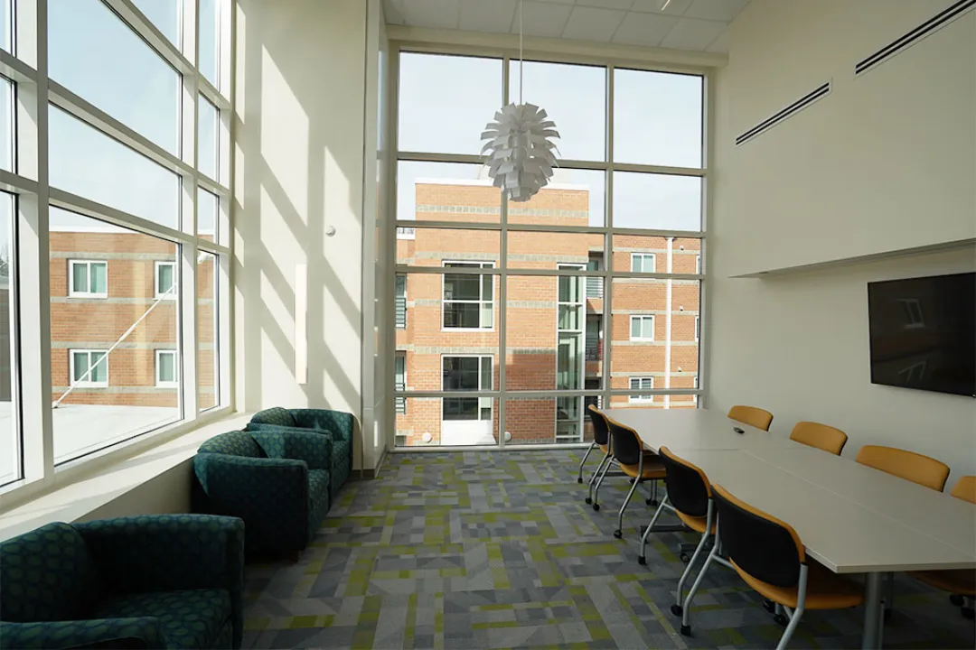 Elm Community Study Lounge