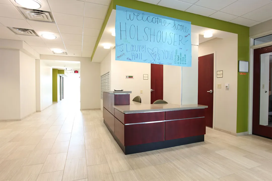 Holshouser, Entrance