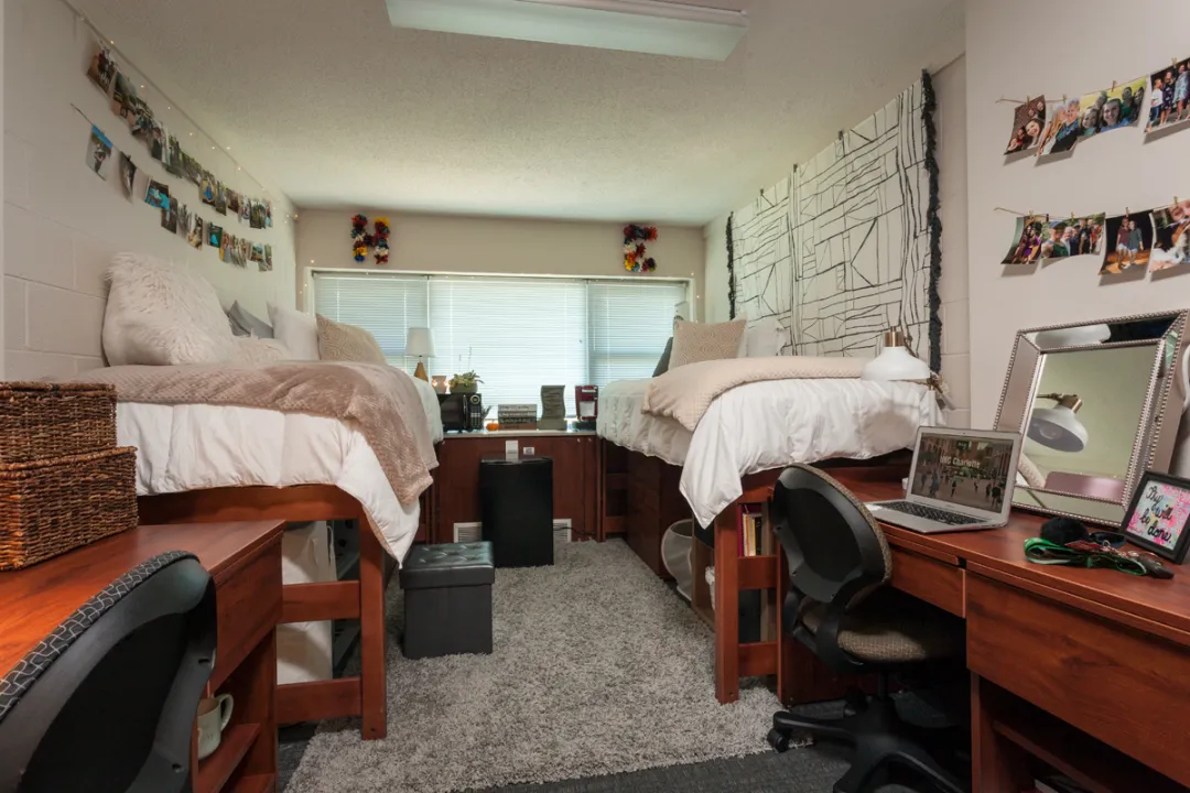 Holshouser, Tower Room Double