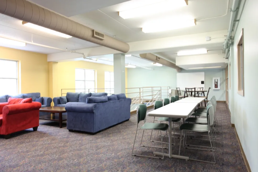 Hawthorn Couches