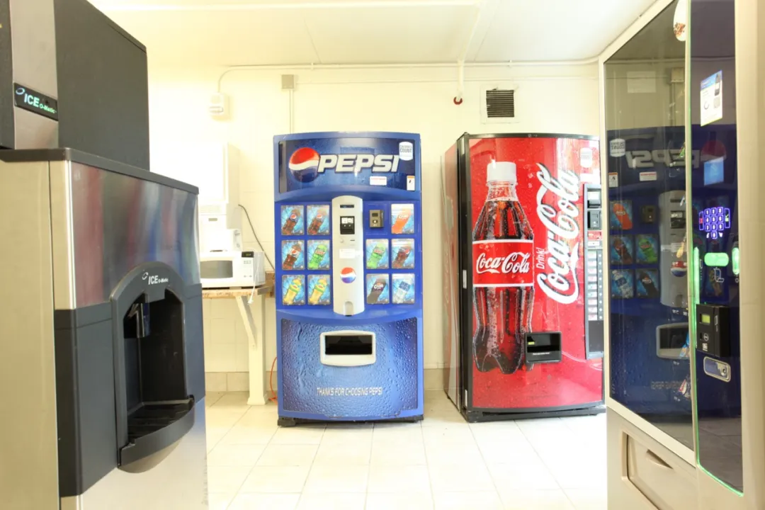 Hawthorn Vending