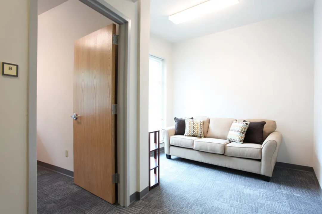 Laurel, 2_2 Suite
