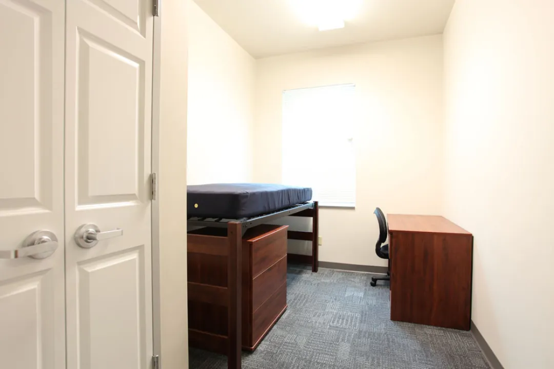 Laurel, 2_2 Suite