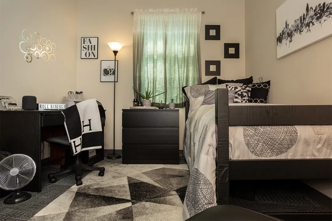 Laurel, 2_2 Suite