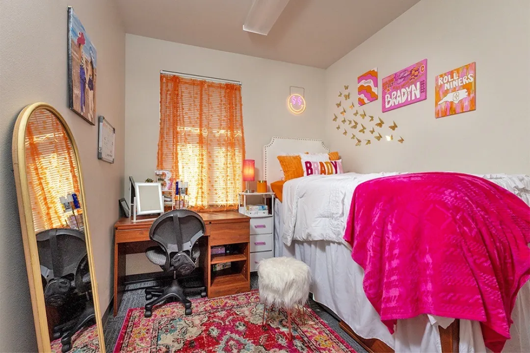 Laurel, 3_3 Suite