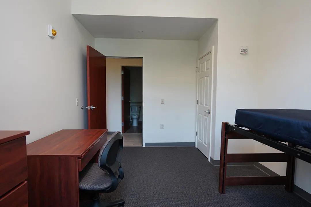 Levine, 4-4 Apartment