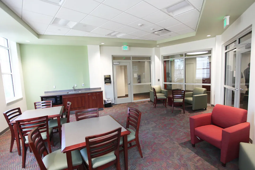 Levine, Floor Study Lounge