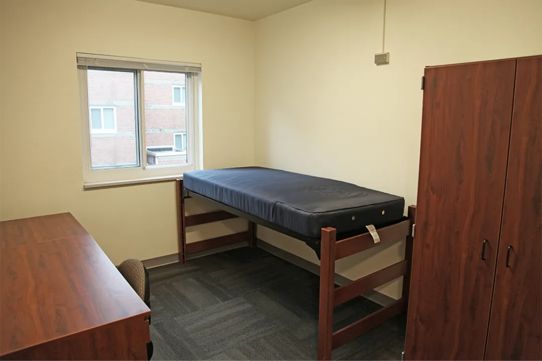 Maple, 4-4 Apartment- Bedroom