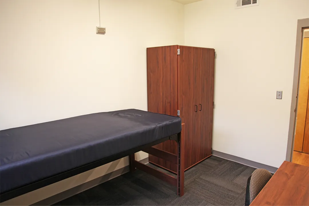 Maple, 4-4 Apartment- Bedroom