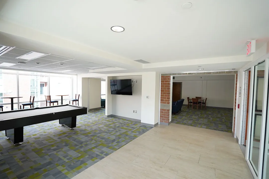 Maple, Community Lounge