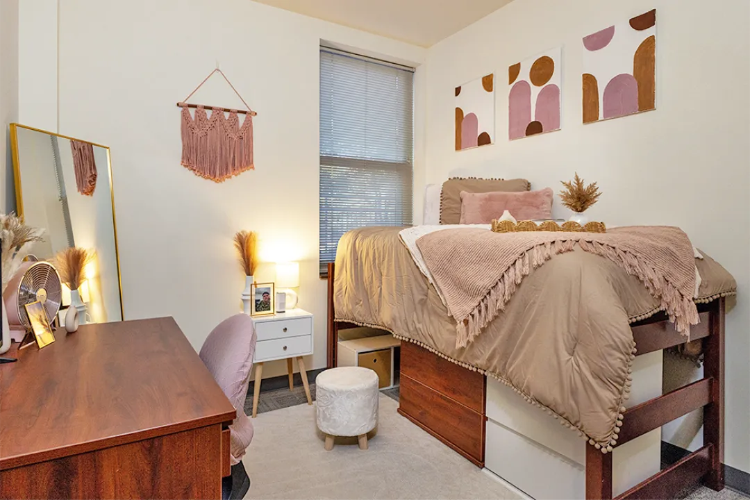 Miltimore, 4_4 Apartment