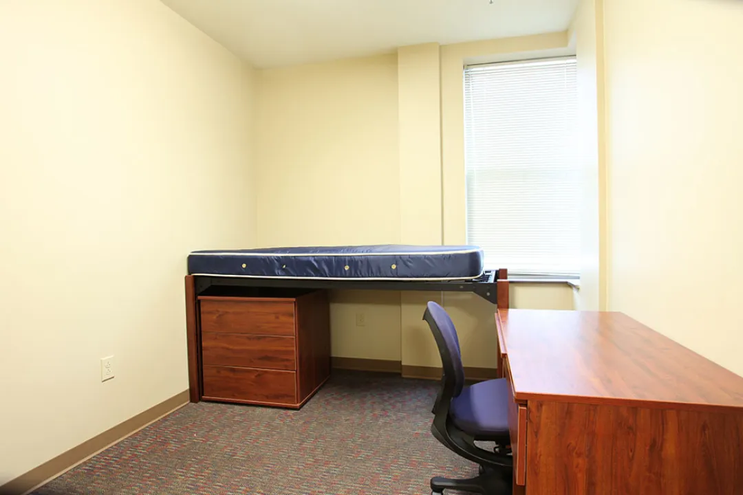 Miltimore, 4_4 Apartment