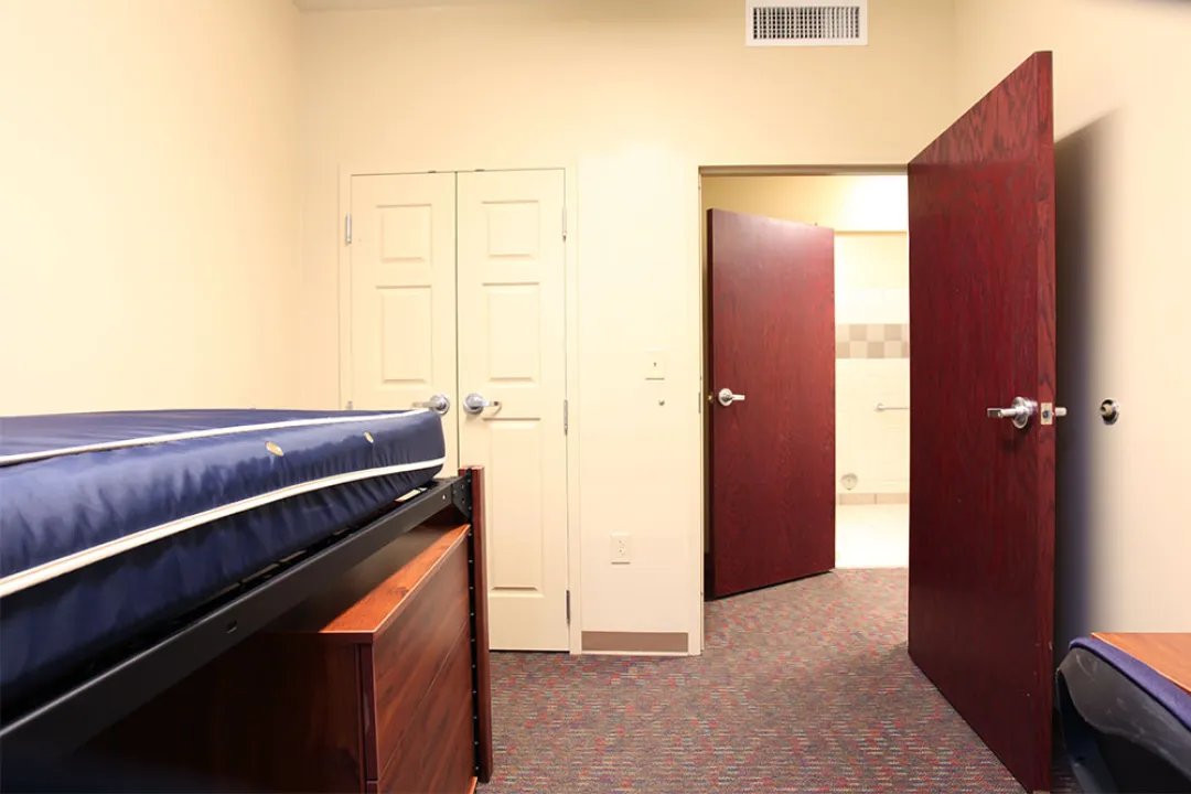 Miltimore, 4_4 Apartment