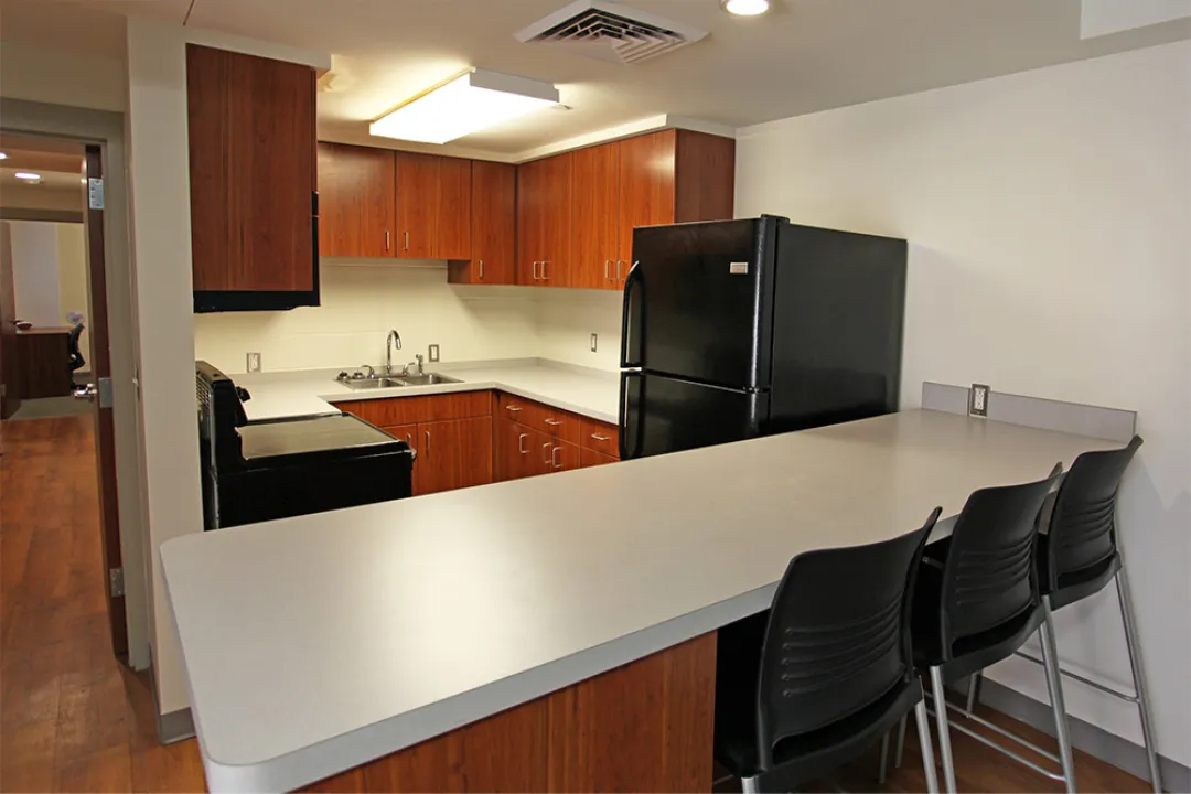 Pine, 4-4 Apartment