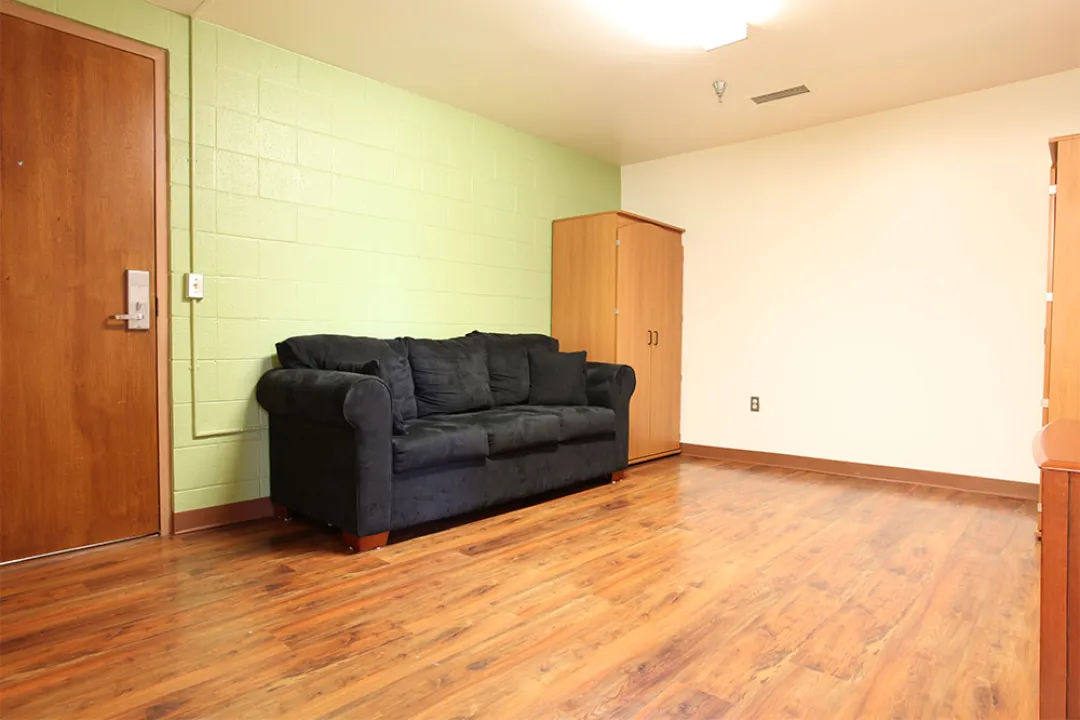 Witherspoon, 4_2 Suite