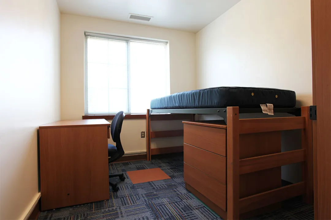Witherspoon, 4_4 Apartment