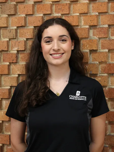 Leah Pasternak staff photo