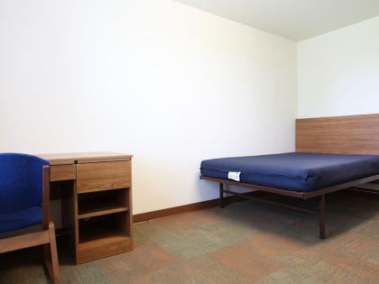 Greek, 1-1 Room
