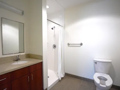 Levine, 4-4 Apartment