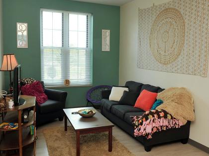Levine, 4-4 Apartment