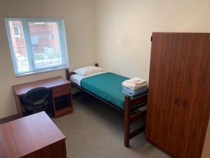 photo of a guest bedroom in Maple Hall