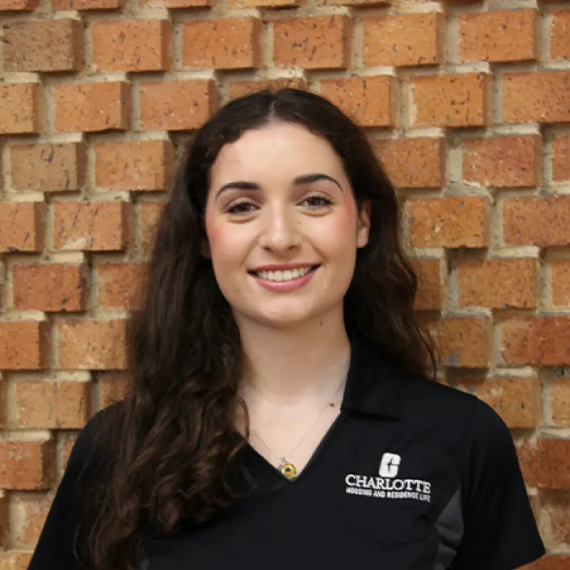 Leah Pasternak staff photo